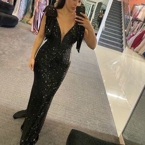 Black elegant sequins dress